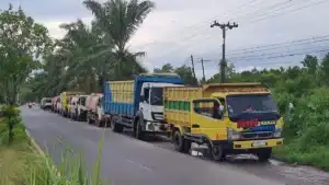 Pelangsir Kuasai SPBU di Sampit, DPRD Kotim Desak Pertamina Bekukan Barcode Ganda