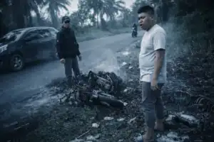 Jago Merah Adang Jalur Sampit–Kota Besi: Motor Terbakar di Tjilik Riwut, Arus Sempat Lumpuh